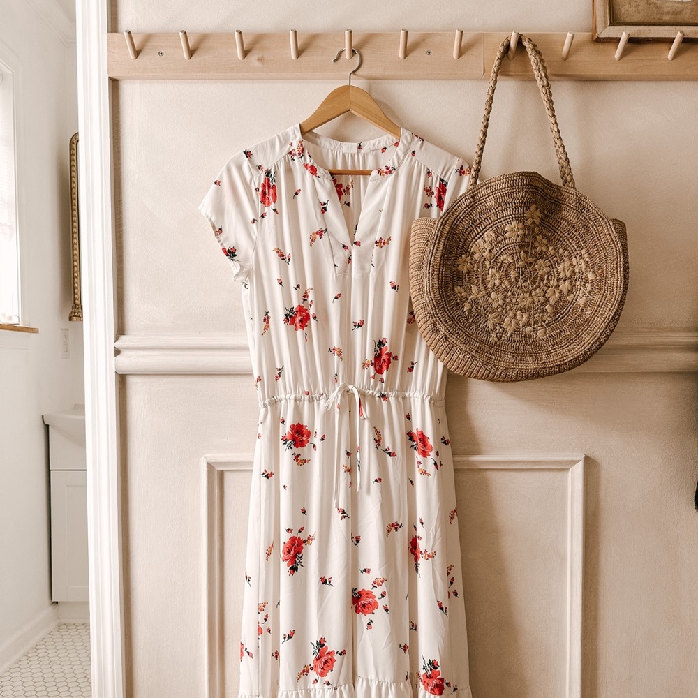 GAP maxi floral dress.